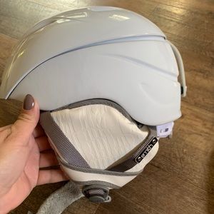 Women’s Smith Ski/Snowboard Helmet